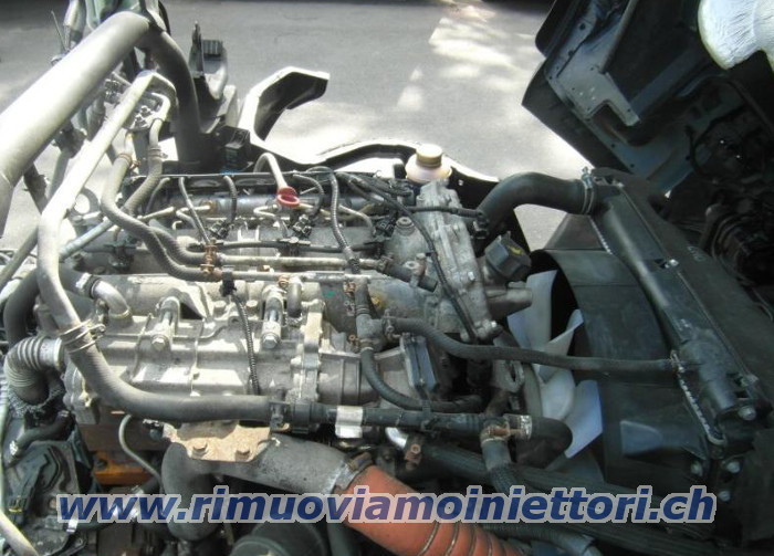 Rimuoviamo iniettori da Mitsubishi Canter Fuso
                con il motore 3.0 Euro 5 2010-2014